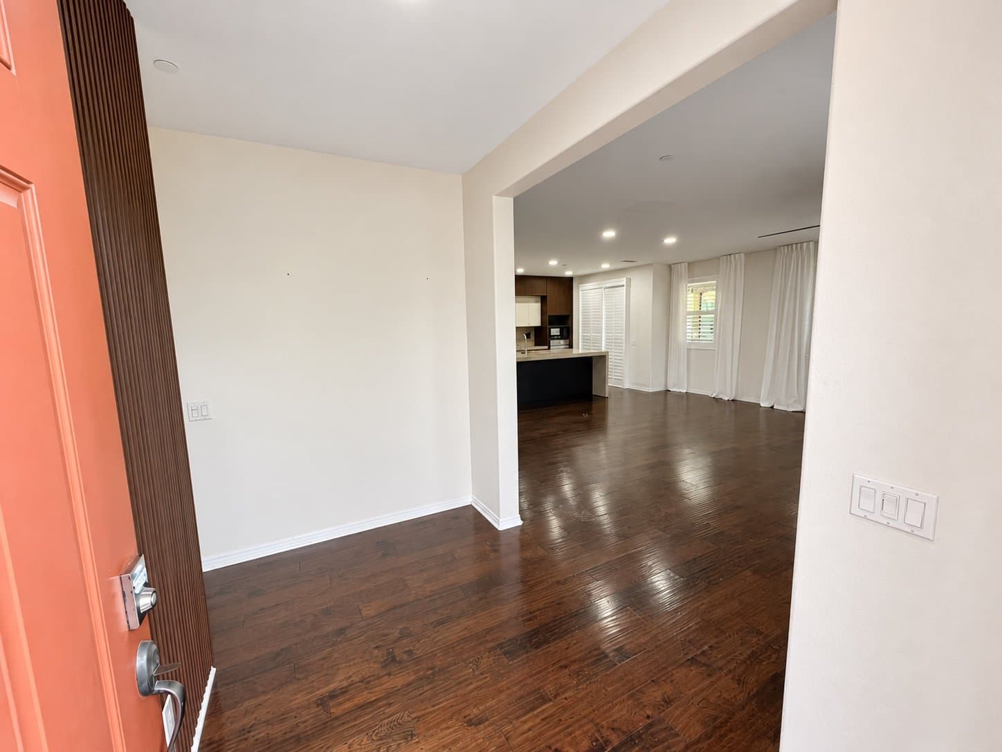Fullerton House: 701 Tangelo Way