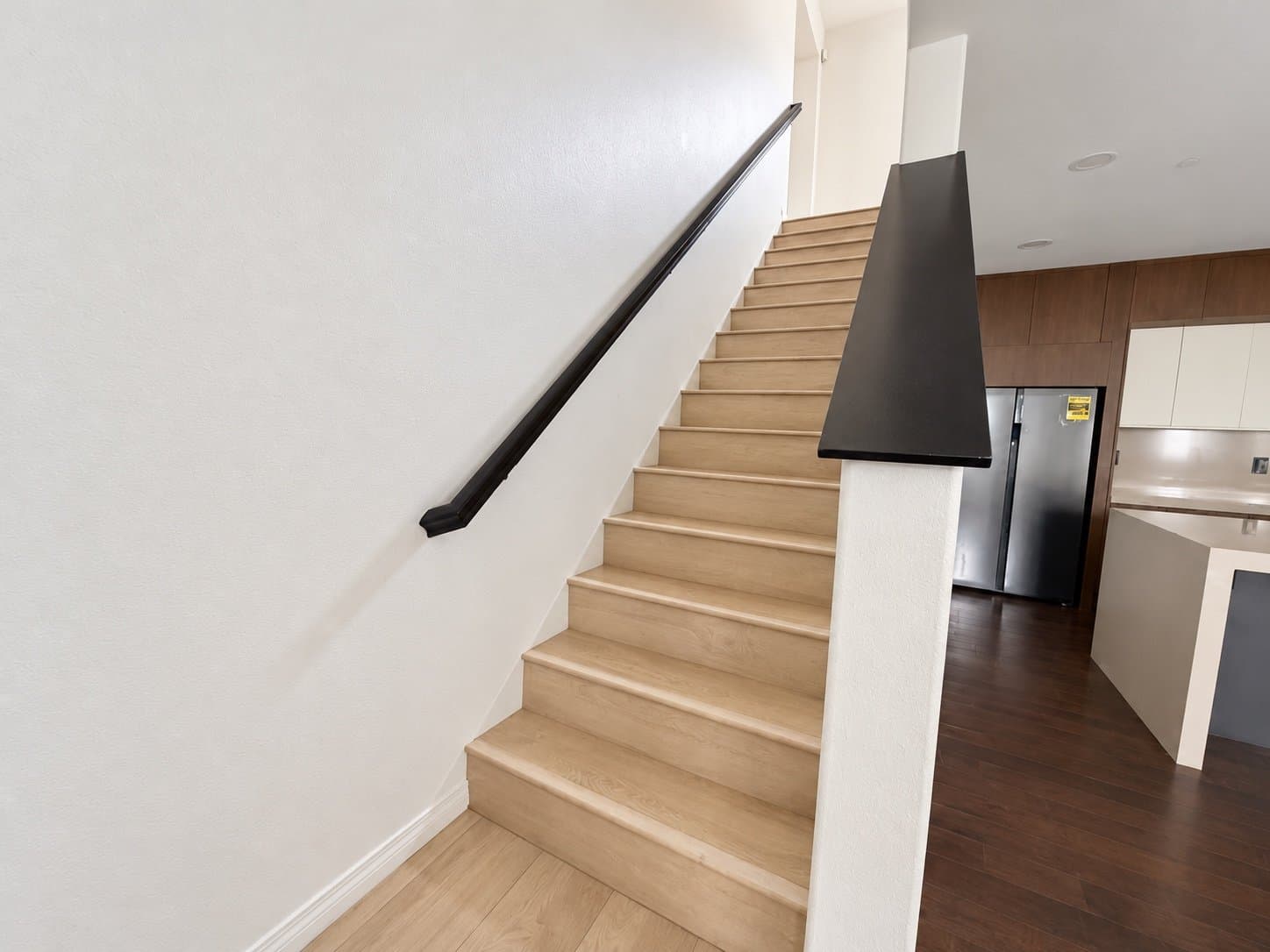Fullerton House: 701 Tangelo Way