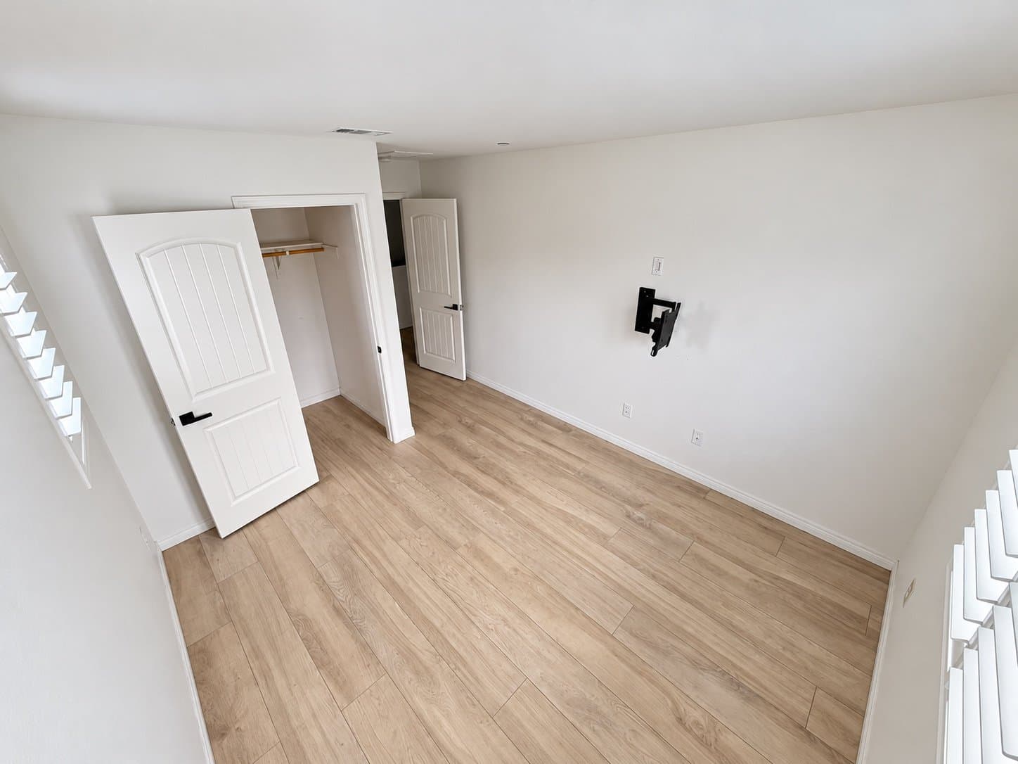 Fullerton House: 701 Tangelo Way