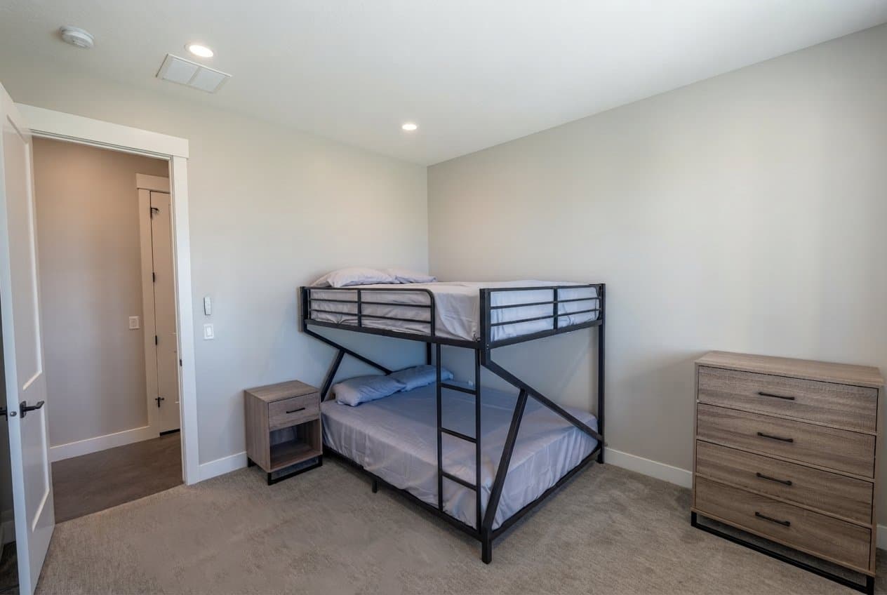 Pleasant View House: 4903 Pole Patch Dr