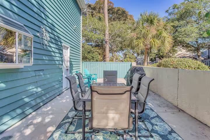 North Myrtle Beach House: 926 Tiffany Ln