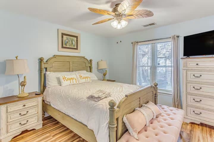 North Myrtle Beach House: 926 Tiffany Ln
