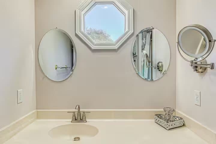 North Myrtle Beach House: 926 Tiffany Ln