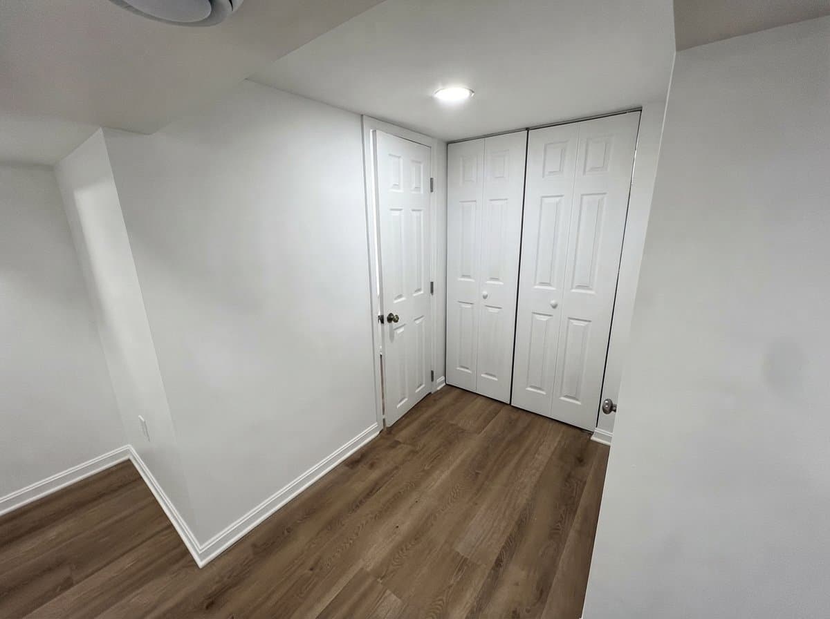 Towson Single Room: 1857 Loch Shiel Road