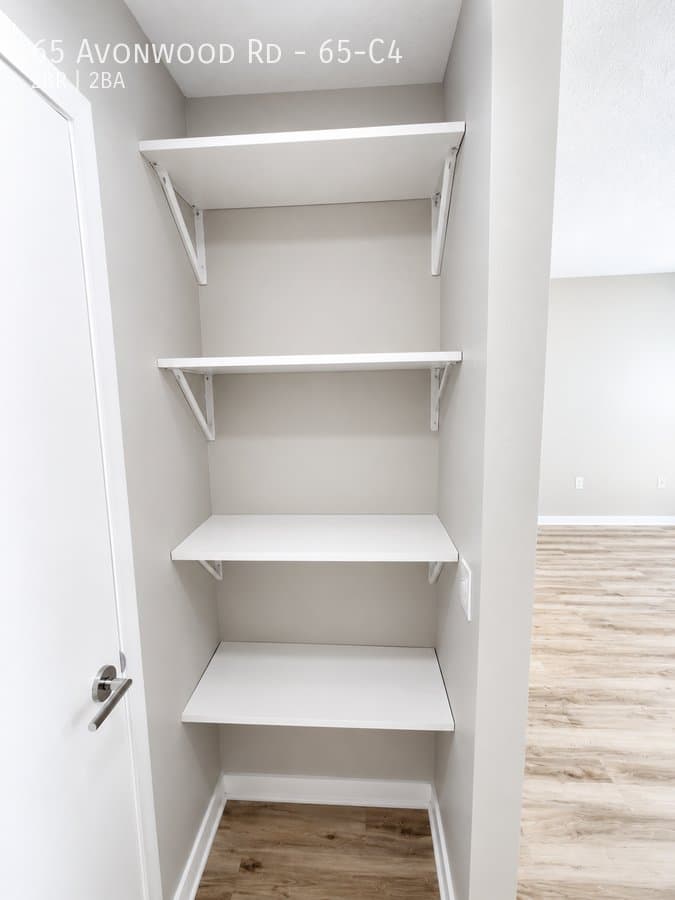 Avon Apartment: 65 Avonwood Rd