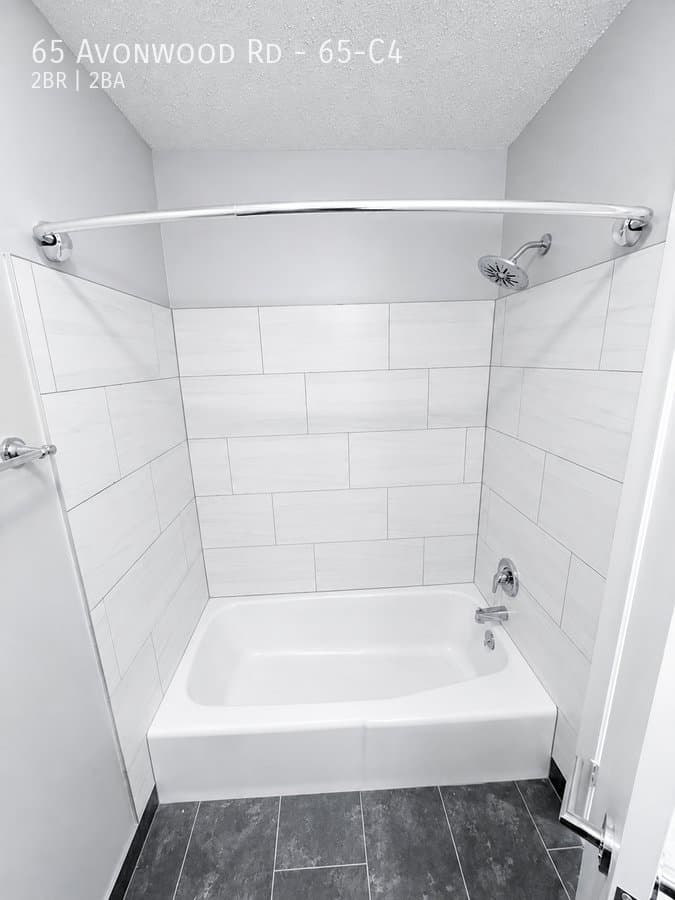 Avon Apartment: 65 Avonwood Rd