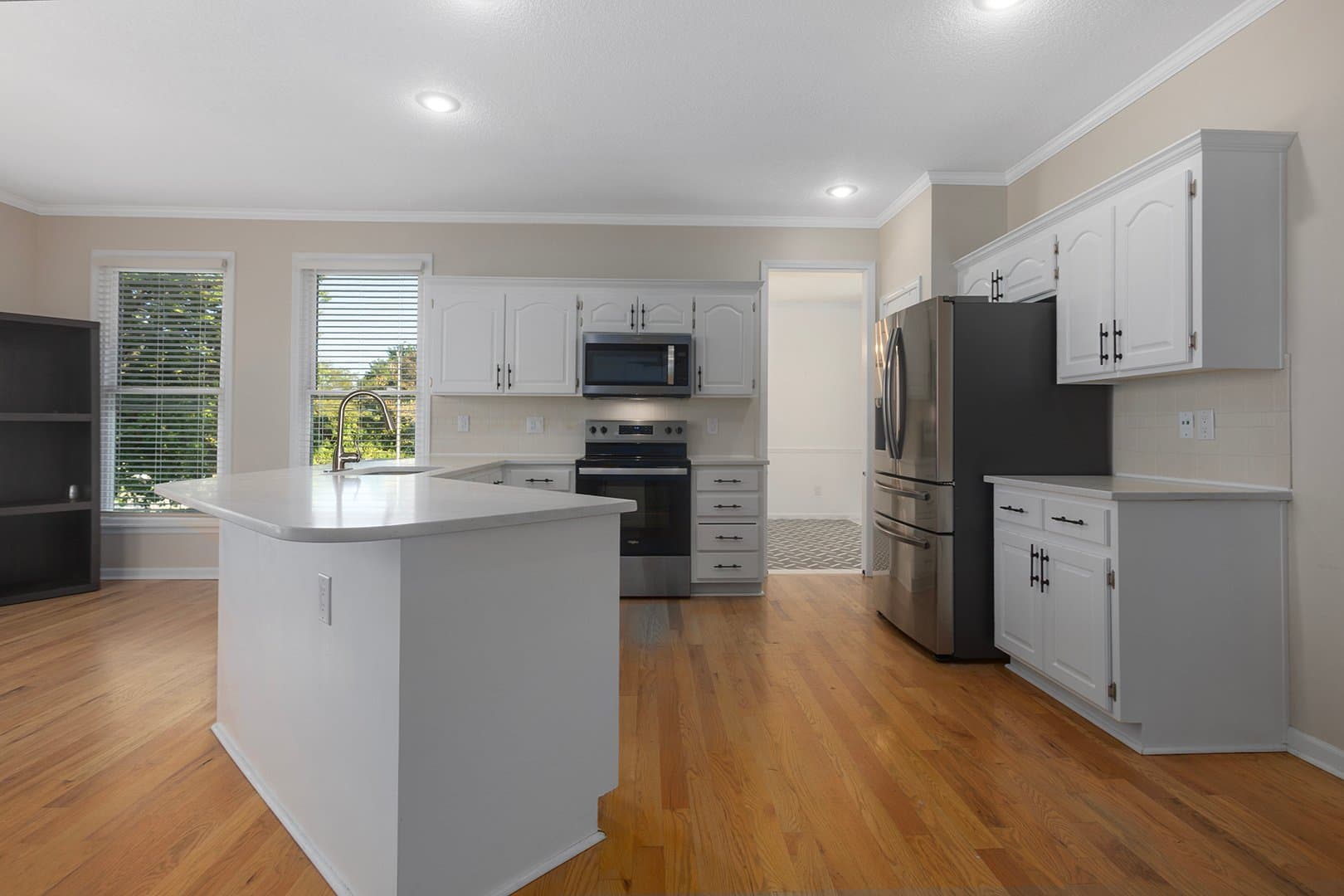 Overland Park House: 13001 Slater St