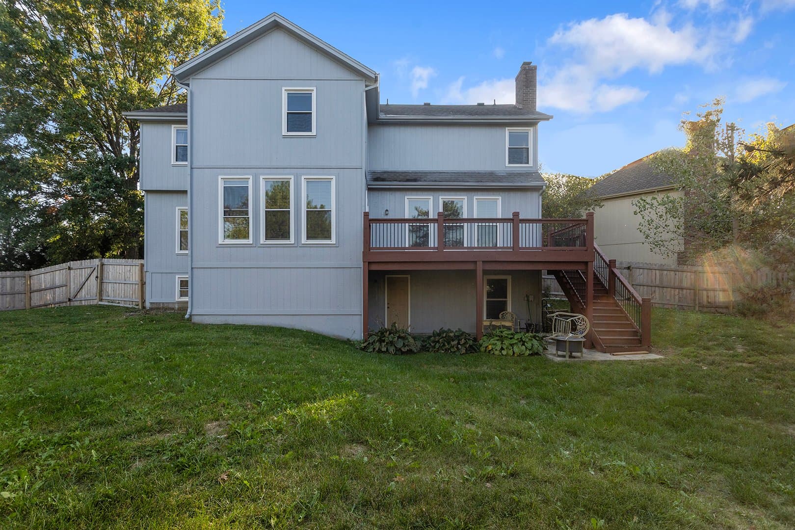Overland Park House: 13001 Slater St