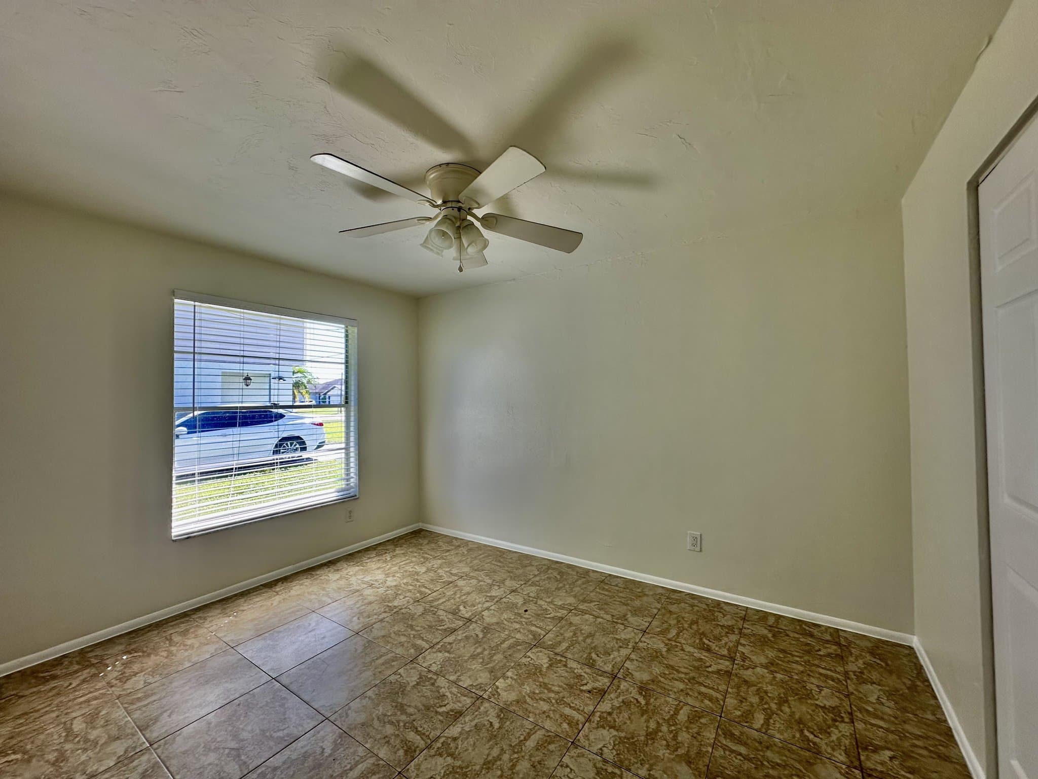 FORT MYERS House: 7435 PEBBLE BEACH RD