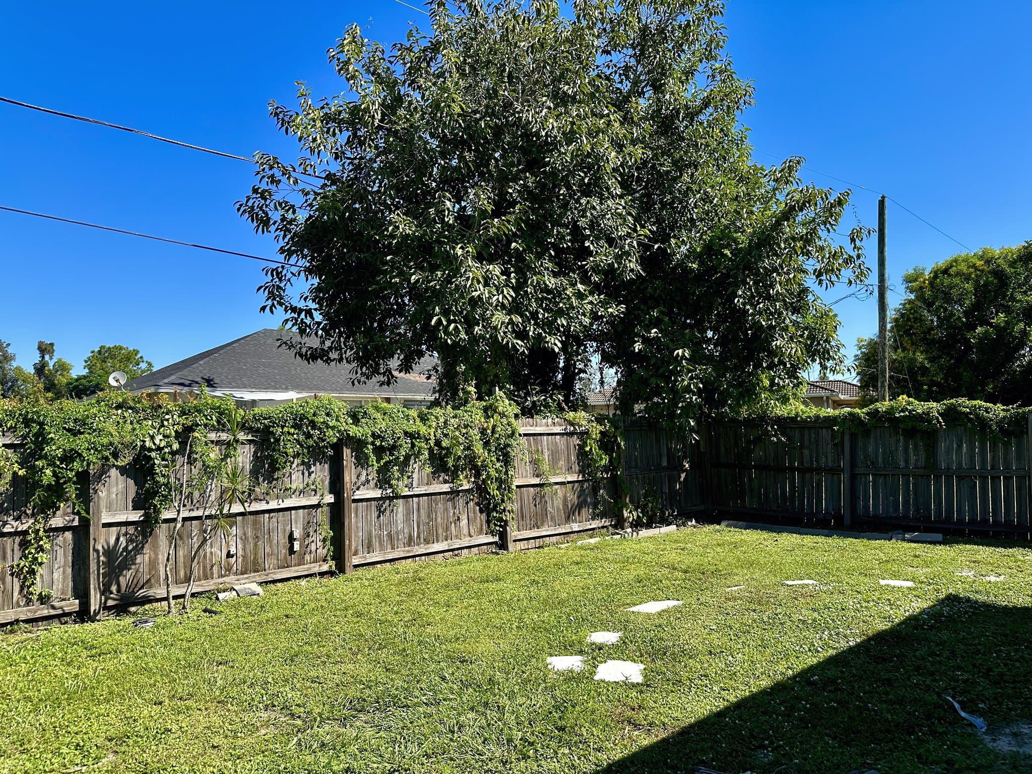 FORT MYERS House: 7435 PEBBLE BEACH RD