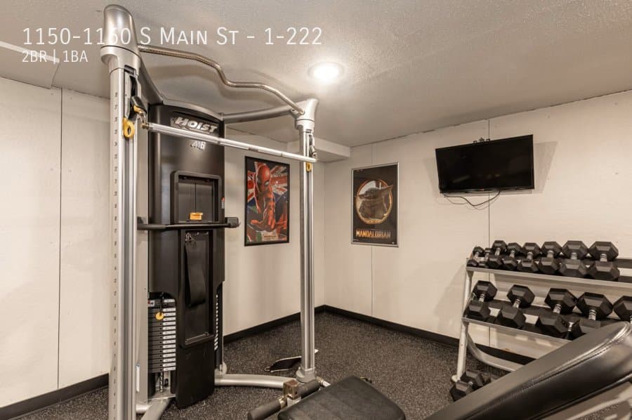 Middletown Apartment: 1150-1160 S Main St