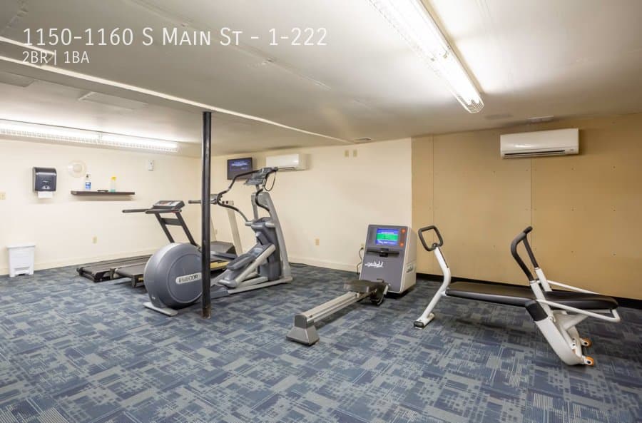 Middletown Apartment: 1150-1160 S Main St