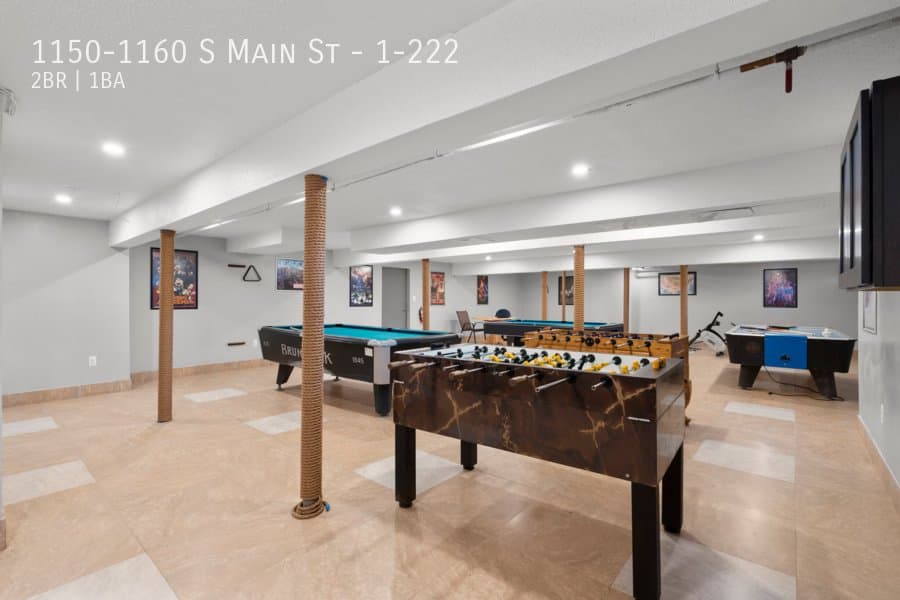 Middletown Apartment: 1150-1160 S Main St