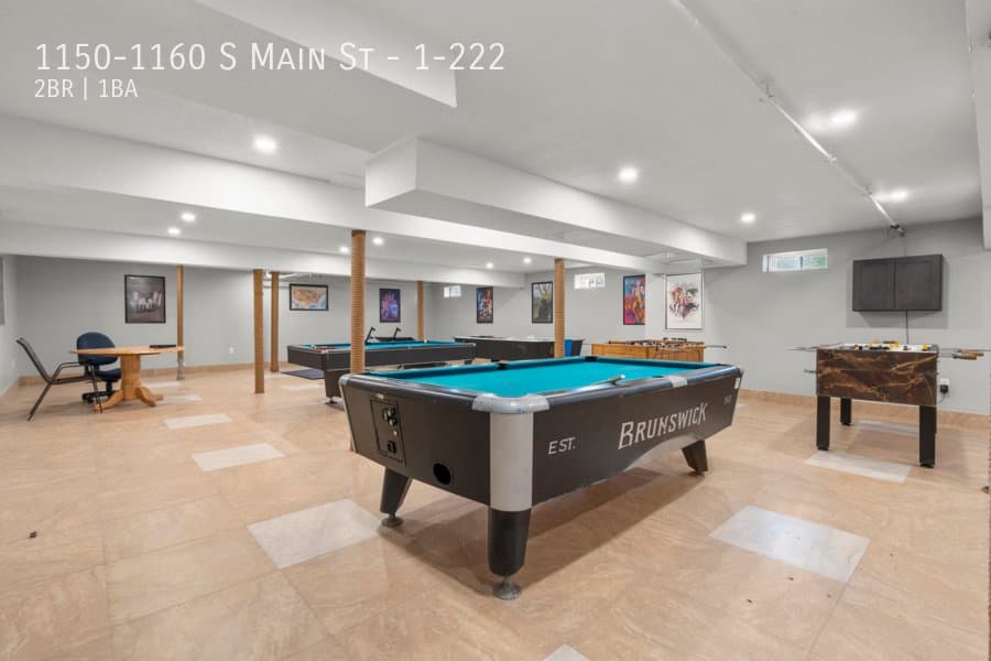 Middletown Apartment: 1150-1160 S Main St