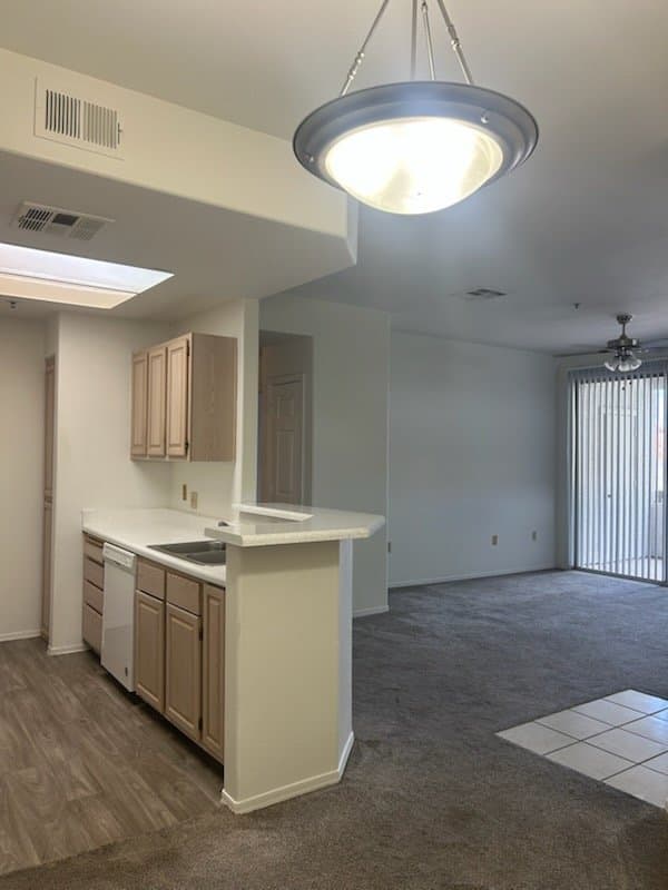 SCOTTSDALE Condo: 11375 E Sahuaro Dr