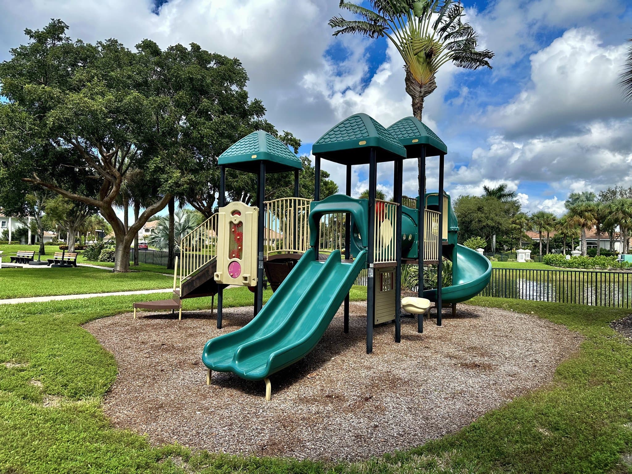 Naples Condo: 3033 DRIFTWOOD WAY