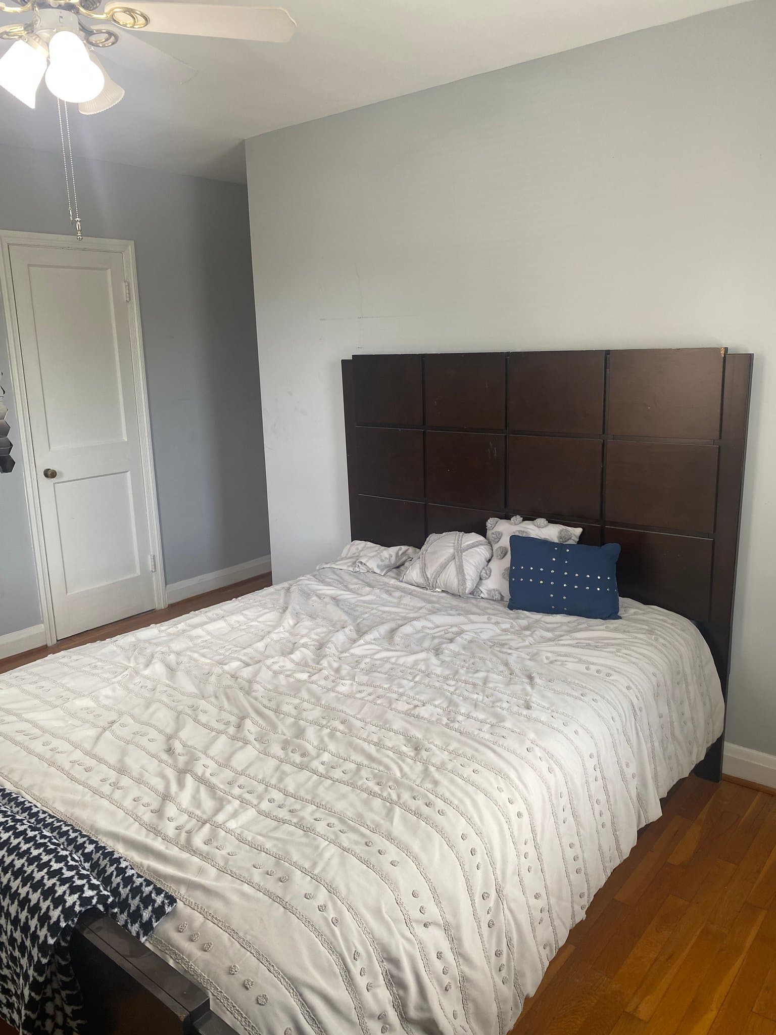 Towson Single Room: 1857 Loch Shiel Road