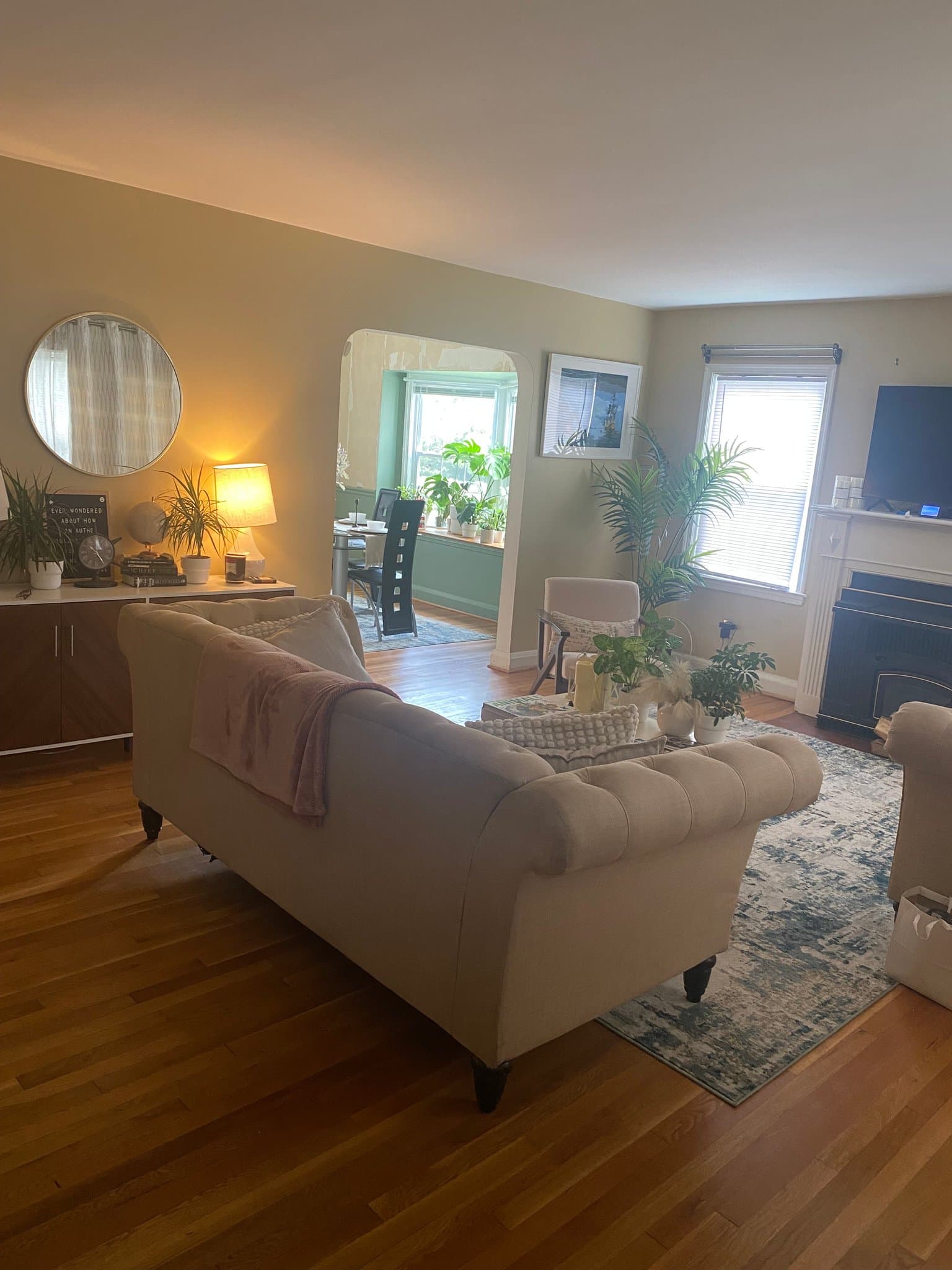 Towson Single Room: 1857 Loch Shiel Road