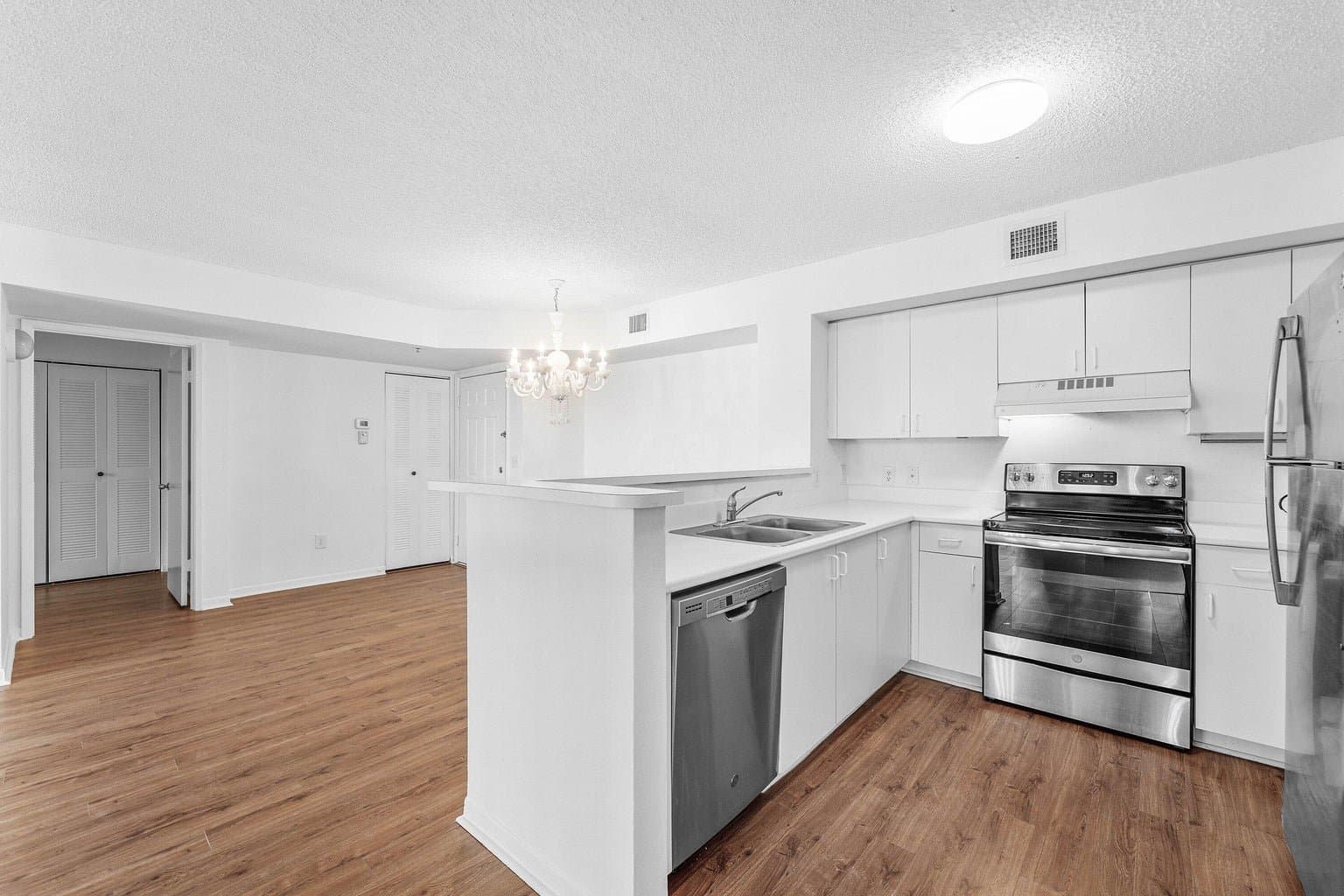 Hypoluxo Condo: 167 Yacht Club Way