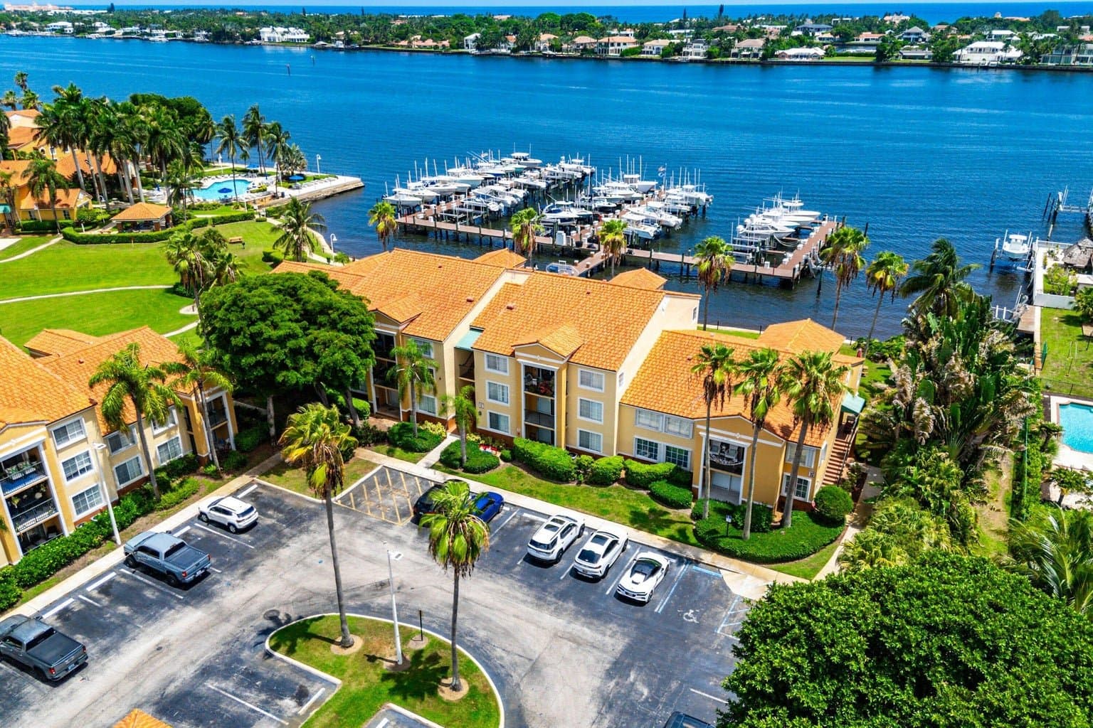Hypoluxo Condo: 167 Yacht Club Way