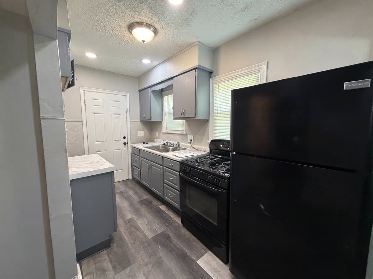 Indianapolis House: 3270 Ralston Ave