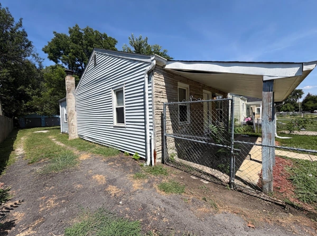 Indianapolis House: 3270 Ralston Ave