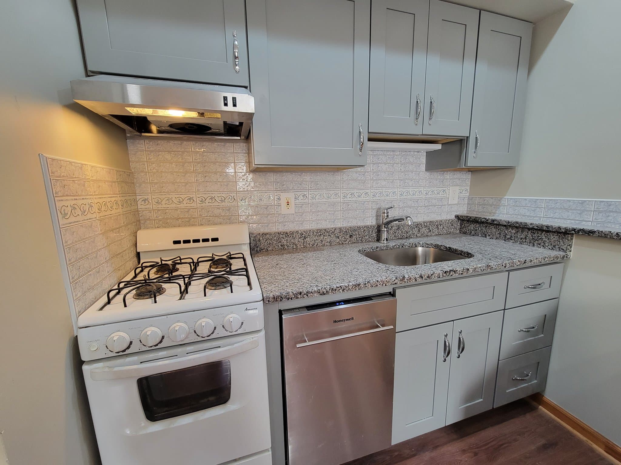 Philadelphia Condo: 552 N. 17th Street