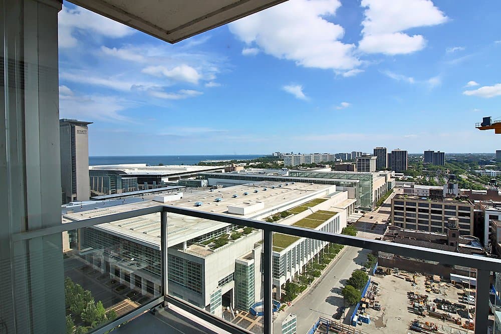 Chicago Condo: 200 E Cermak Rd