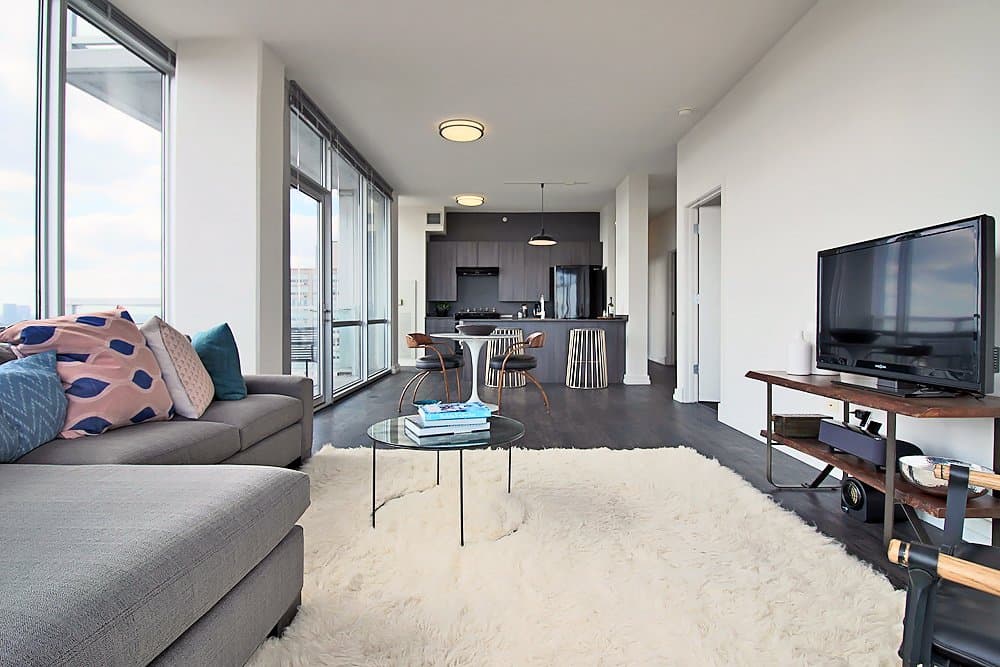 Chicago Condo: 200 E Cermak Rd