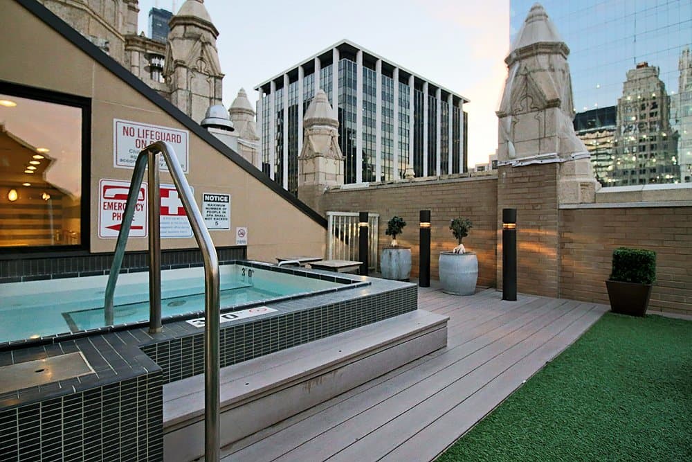 Chicago Condo: 151 N Franklin St