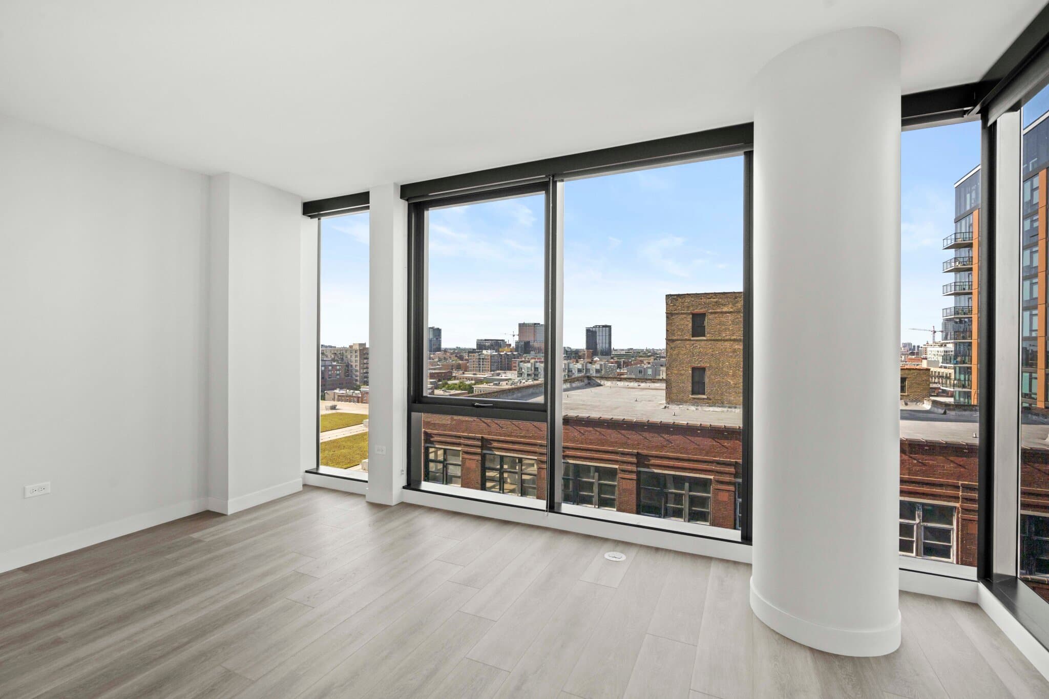 Chicago Condo: 1055 West Congress Parkway