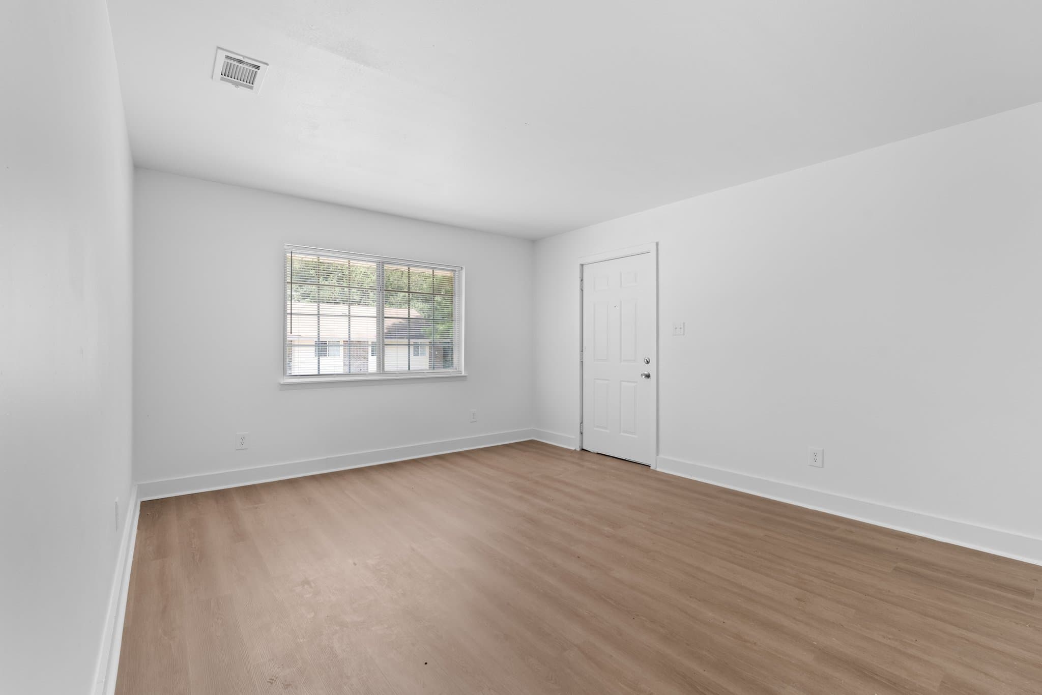 Hardeeville Apartment: 118 Garr Lane