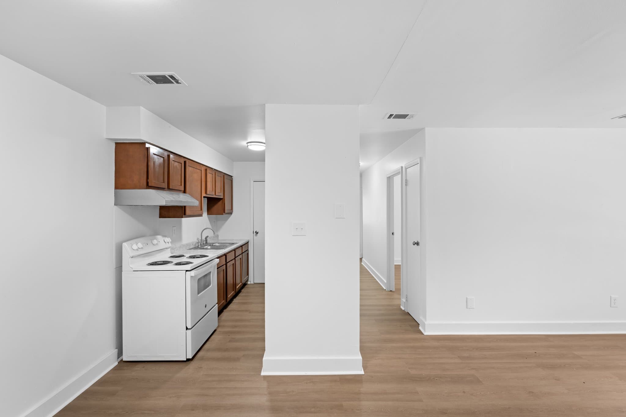 Hardeeville Apartment: 118 Garr Lane
