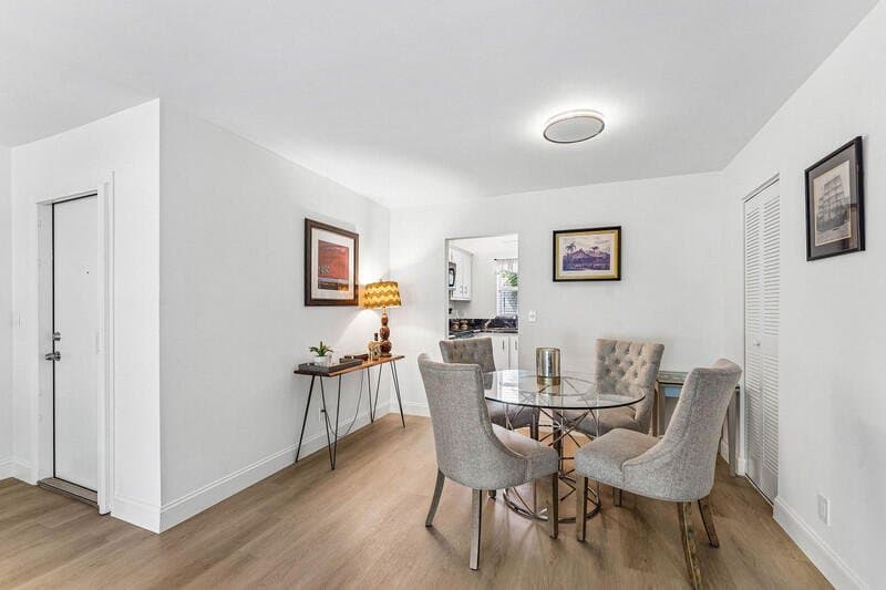 Delray Beach Condo: 207 Tropic Isle Dr