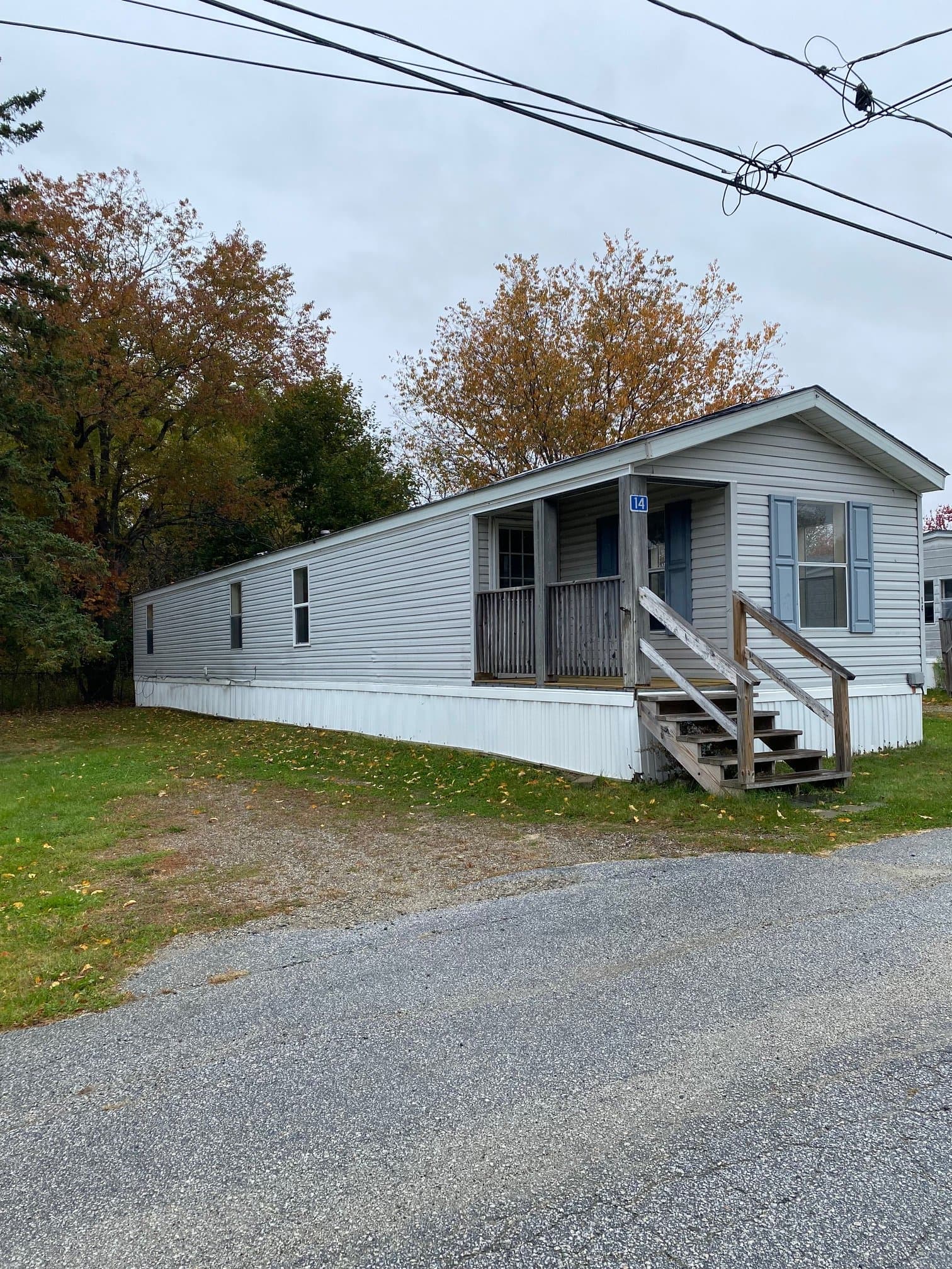 Bucksport House: 14 Harriman Cove Rd