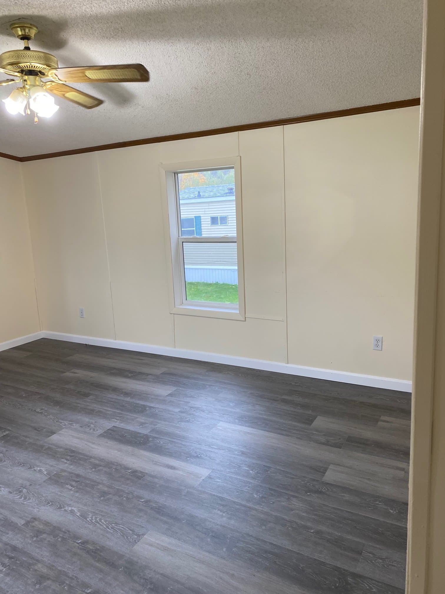 Bucksport House: 14 Harriman Cove Rd