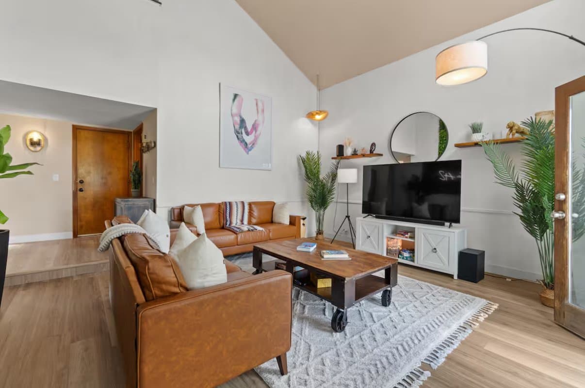 Scottsdale House: 8032 E Redwing Rd