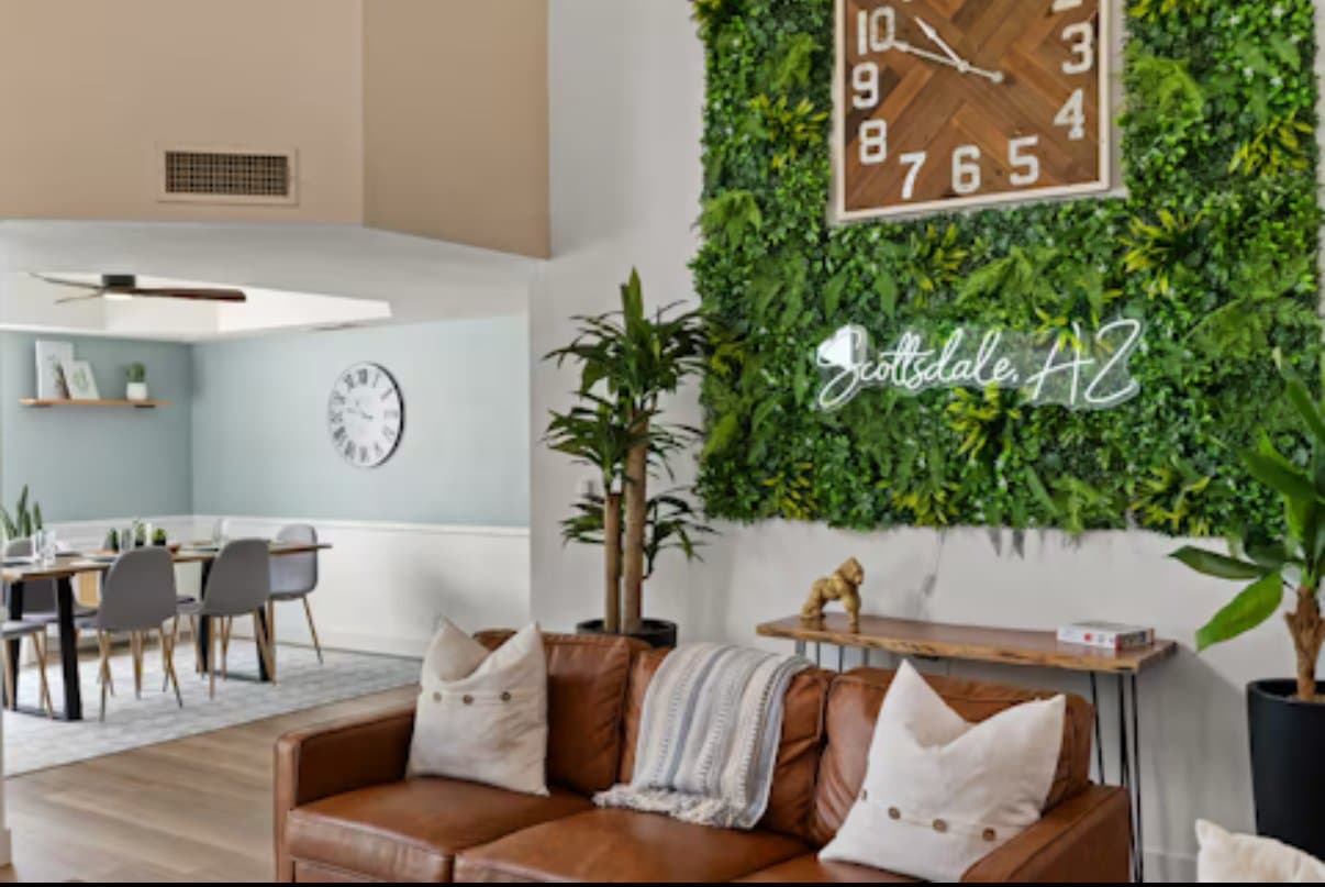 Scottsdale House: 8032 E Redwing Rd