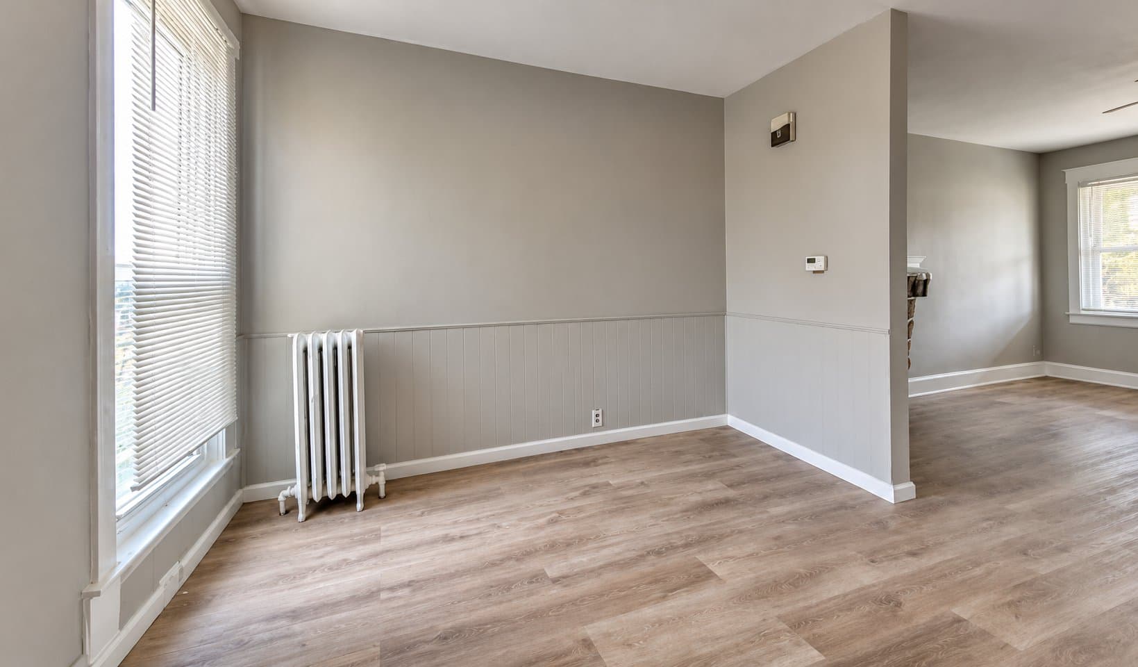 Philadelphia Townhome: 705 Edgemore Rd