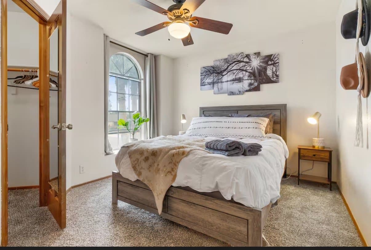 Scottsdale House: 8032 E Redwing Rd