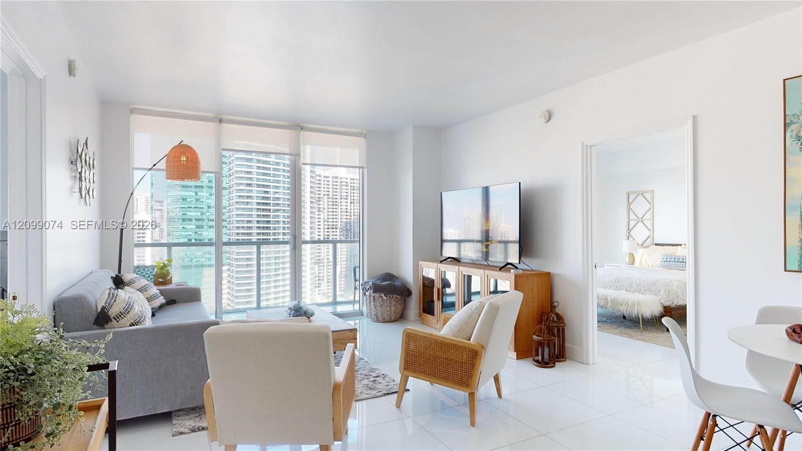 Miami Condo: 500 Brickell Ave