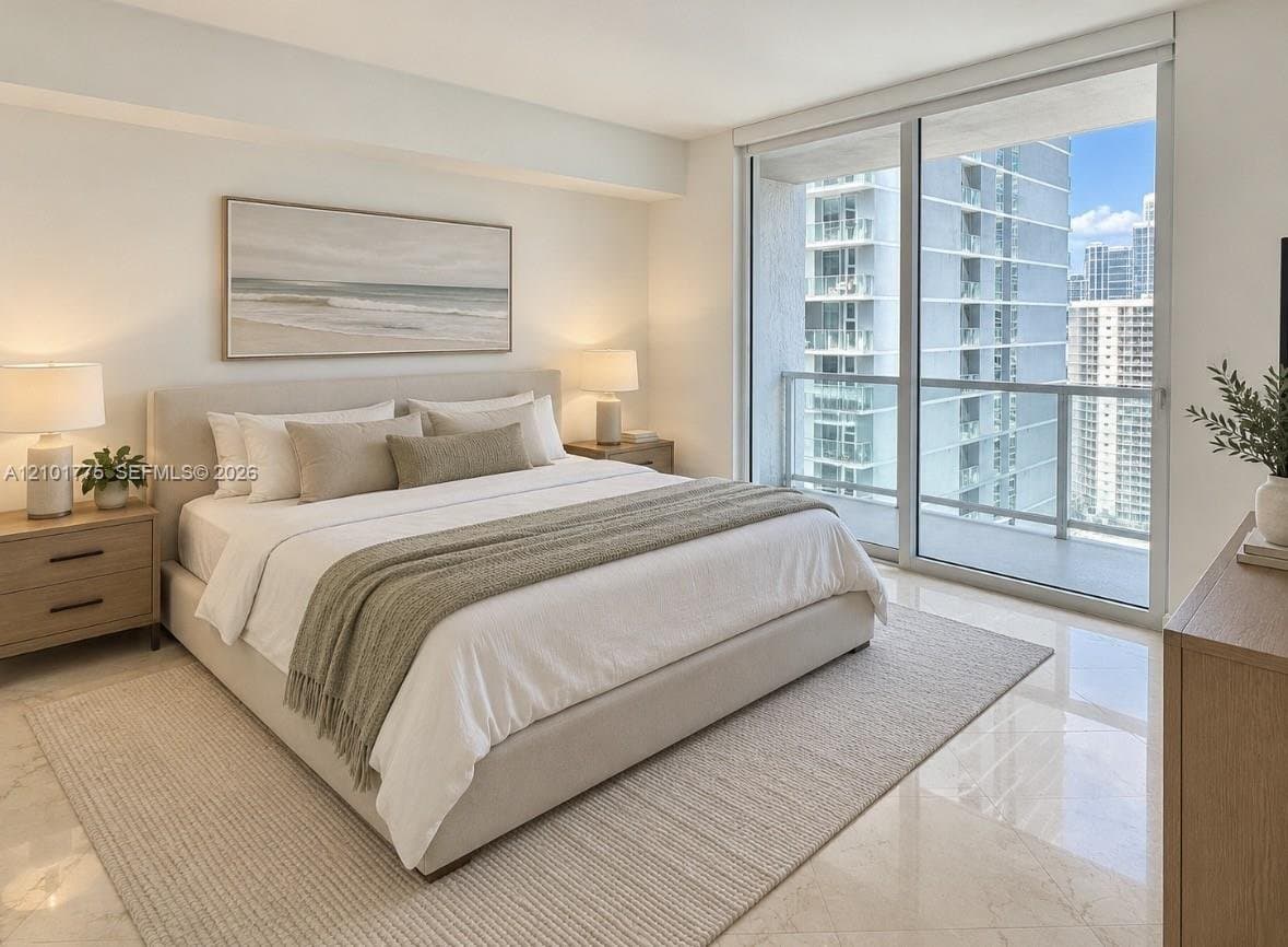 Miami Condo: 500 Brickell Ave