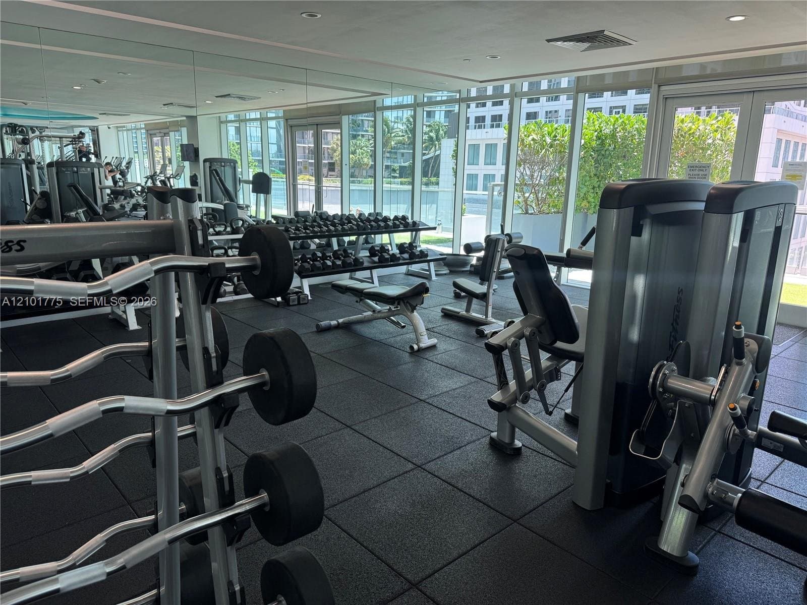 Miami Condo: 500 Brickell Ave