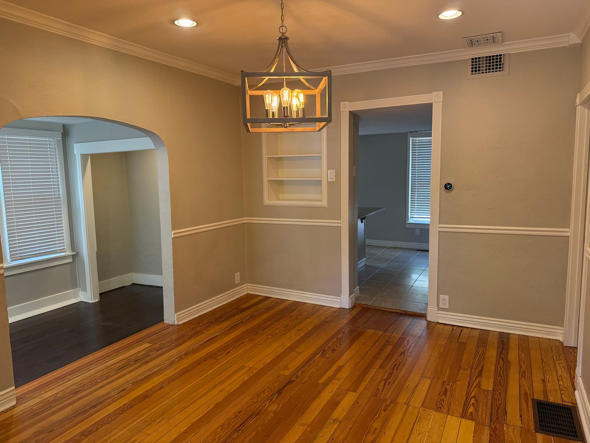 Colorado Springs House: 518 W Platte Ave