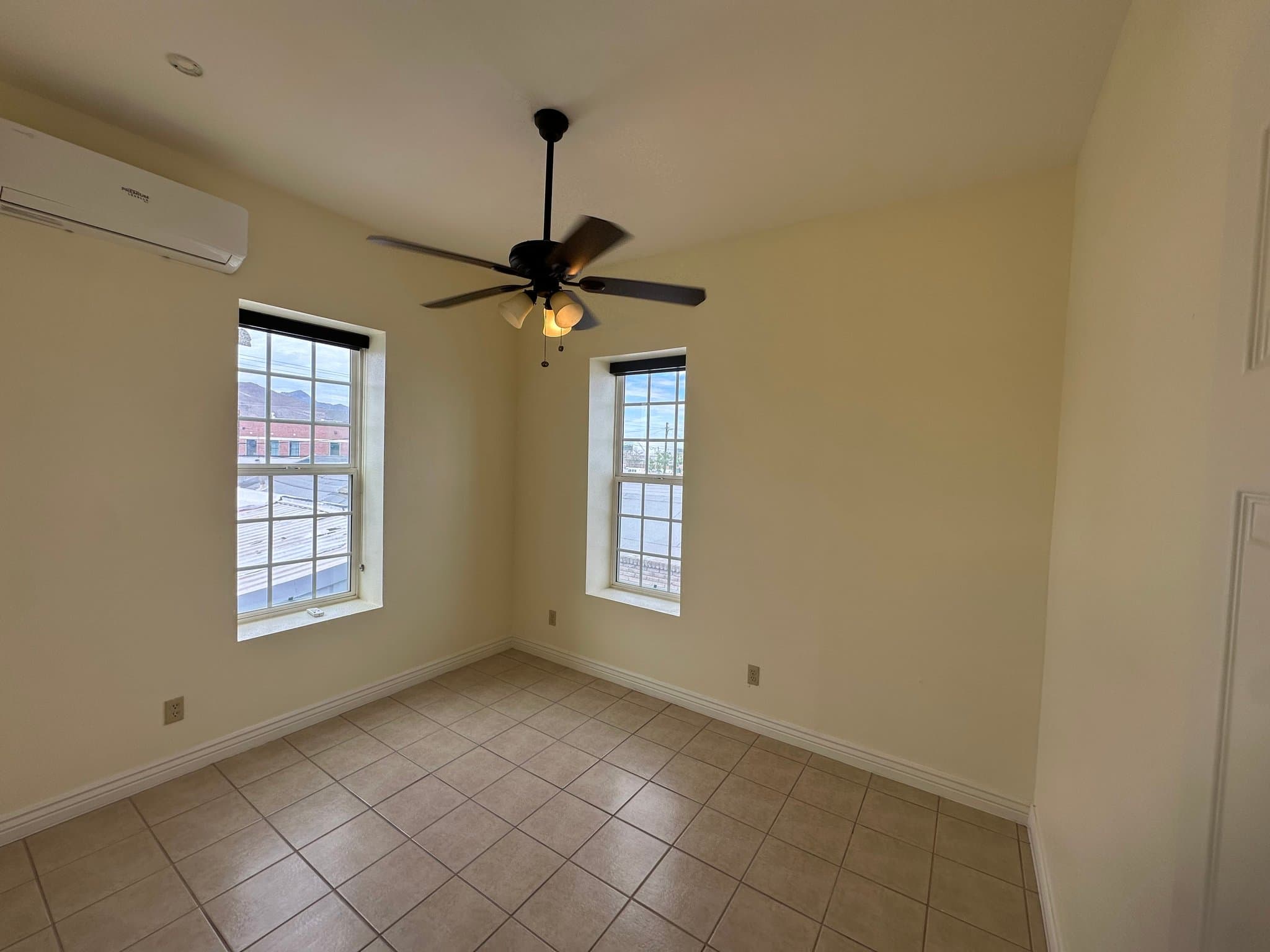 El Paso House: 2315 Myrtle AVE,
