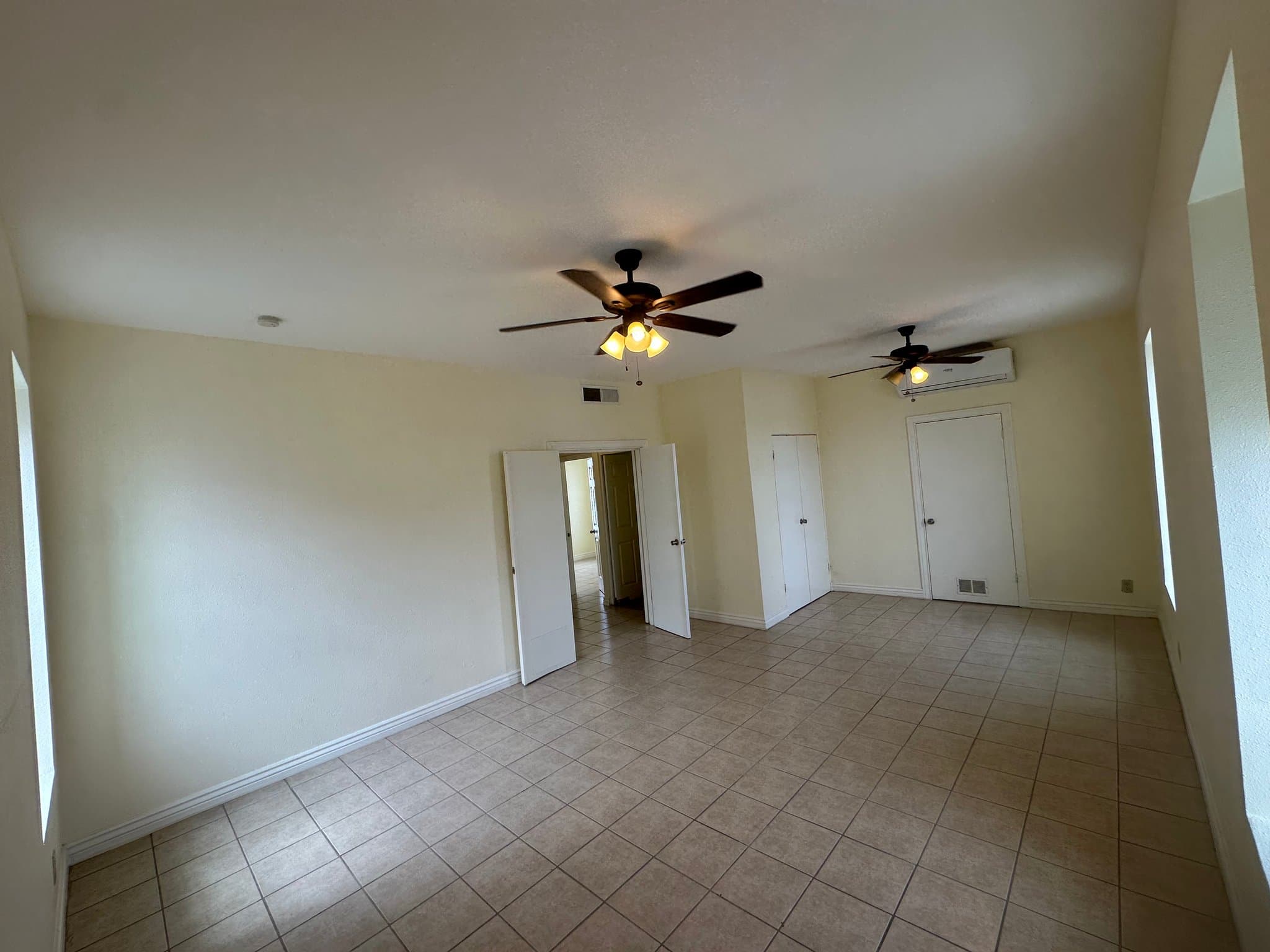 El Paso House: 2315 Myrtle AVE,