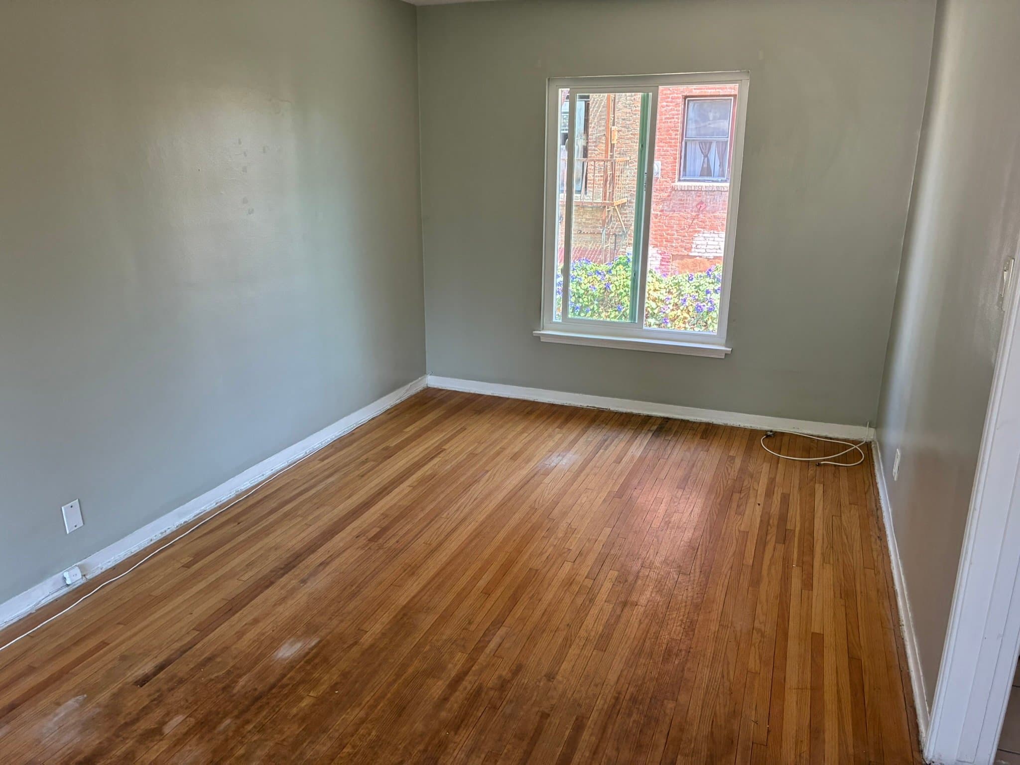 Los Angeles Apartment: 1214 S Bronson Ave #3