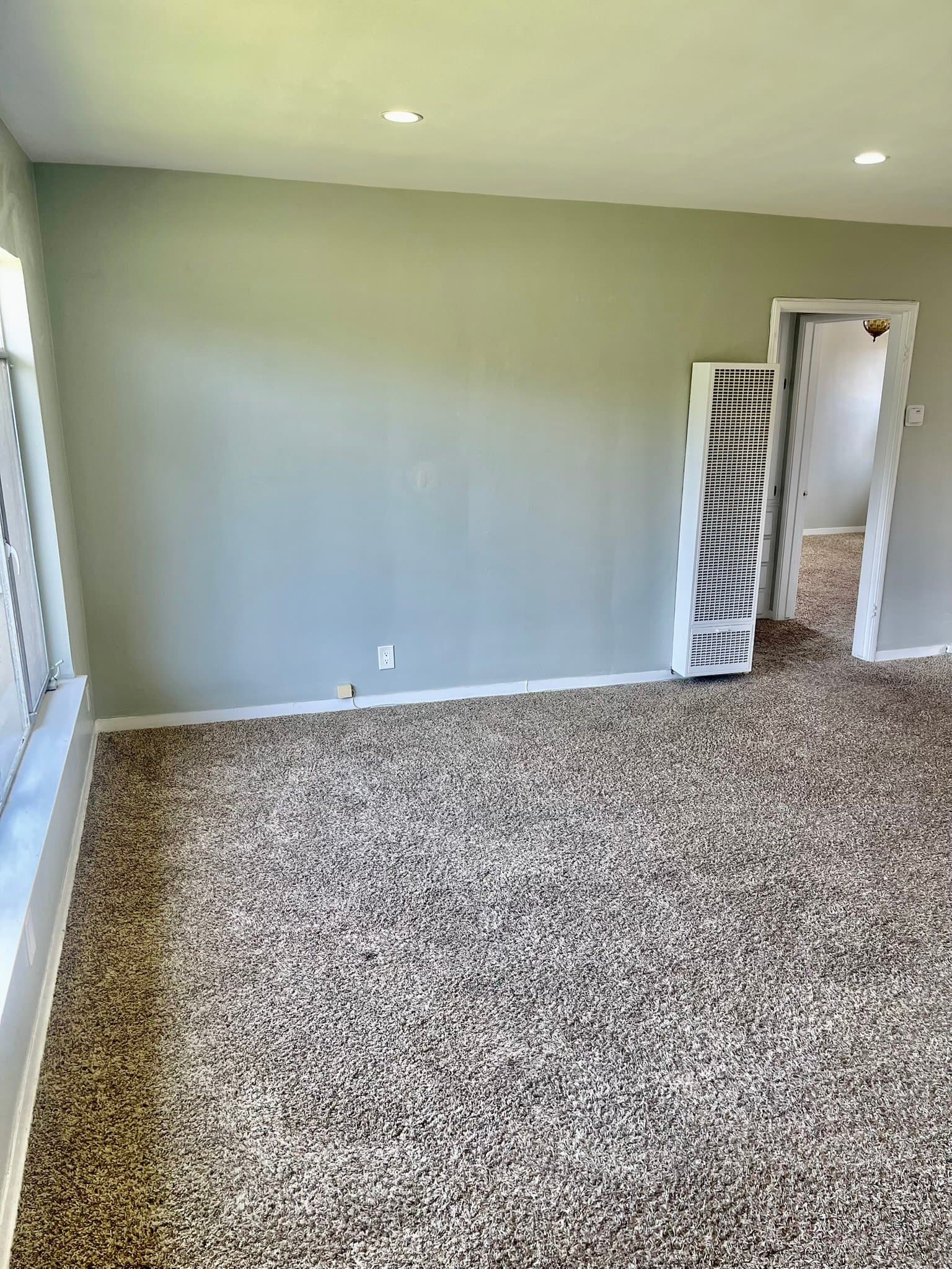 Los Angeles Apartment: 1214 S Bronson Ave #3