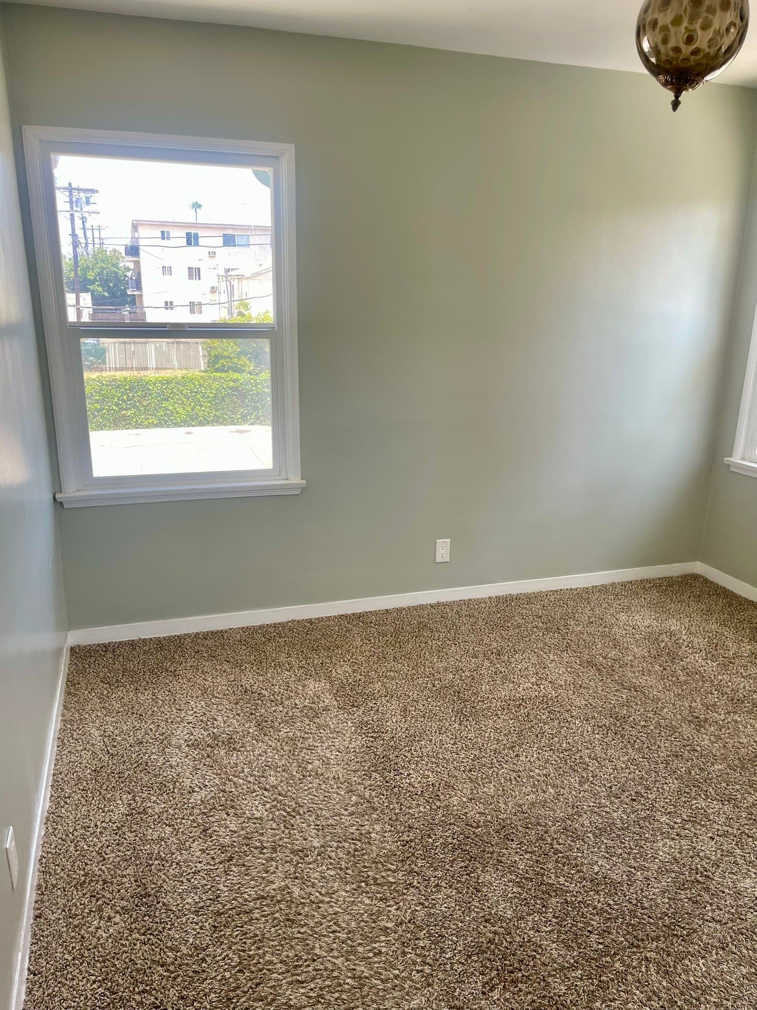 Los Angeles Apartment: 1214 S Bronson Ave #3