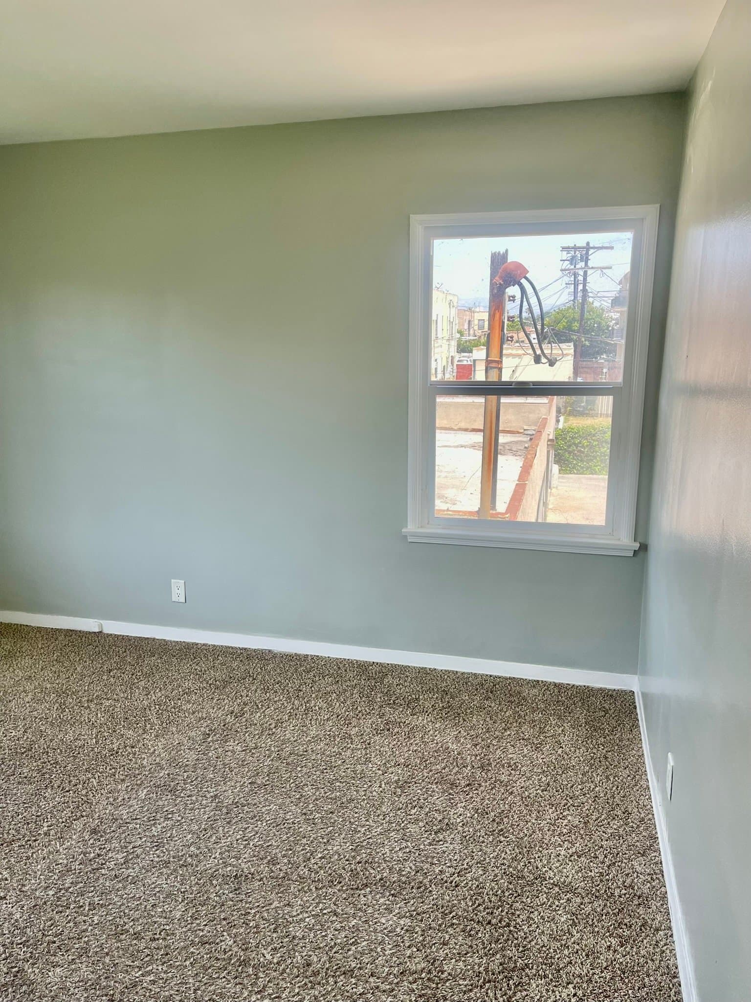 Los Angeles Apartment: 1214 S Bronson Ave #3